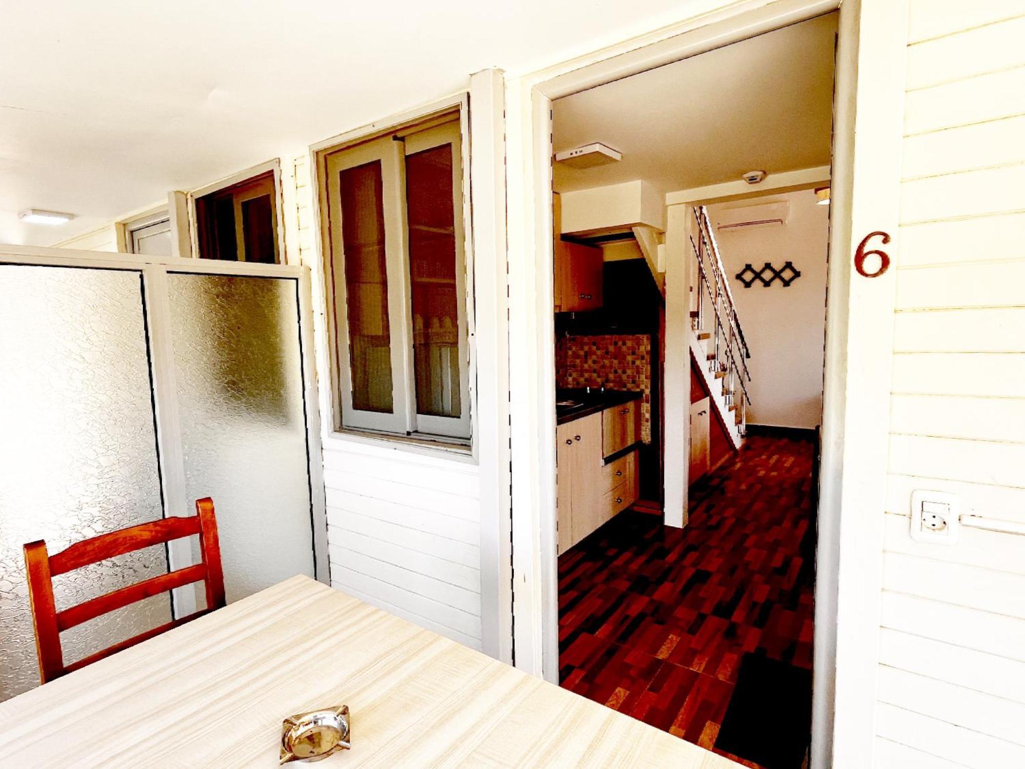 Garden Rooms Himare Exterior photo